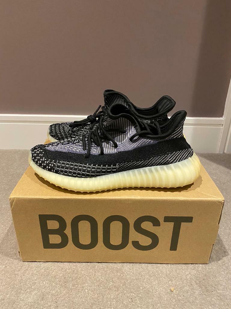 yeezy boost 350 v2 carbon uk